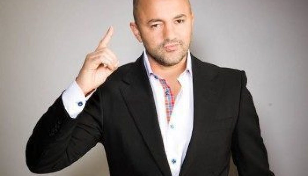 2518669-REdOne-617